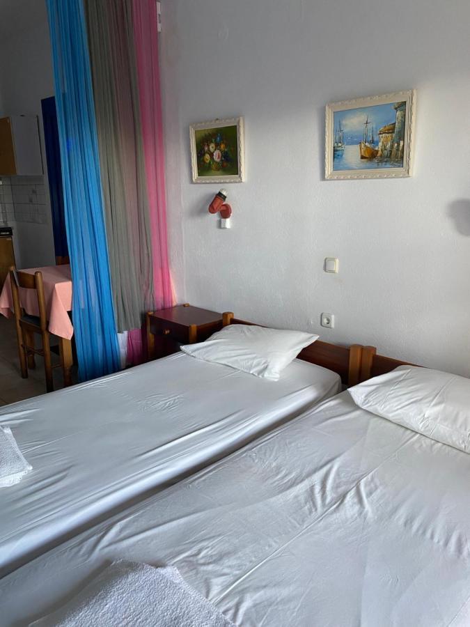 Appartement Esperides à Batsi Extérieur photo