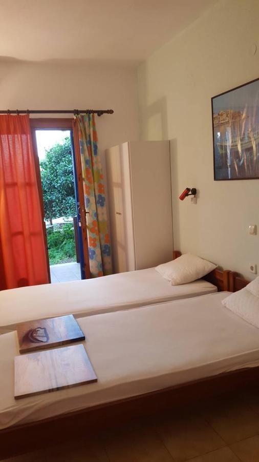 Appartement Esperides à Batsi Extérieur photo
