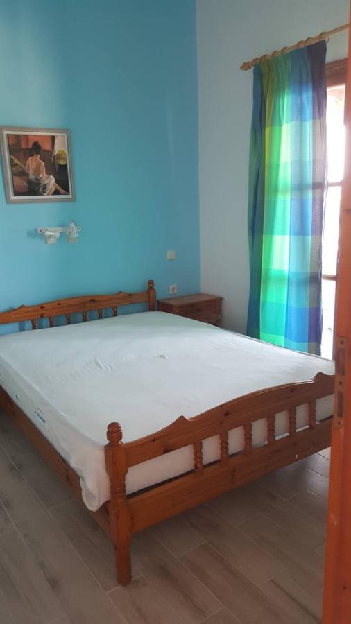 Appartement Esperides à Batsi Extérieur photo